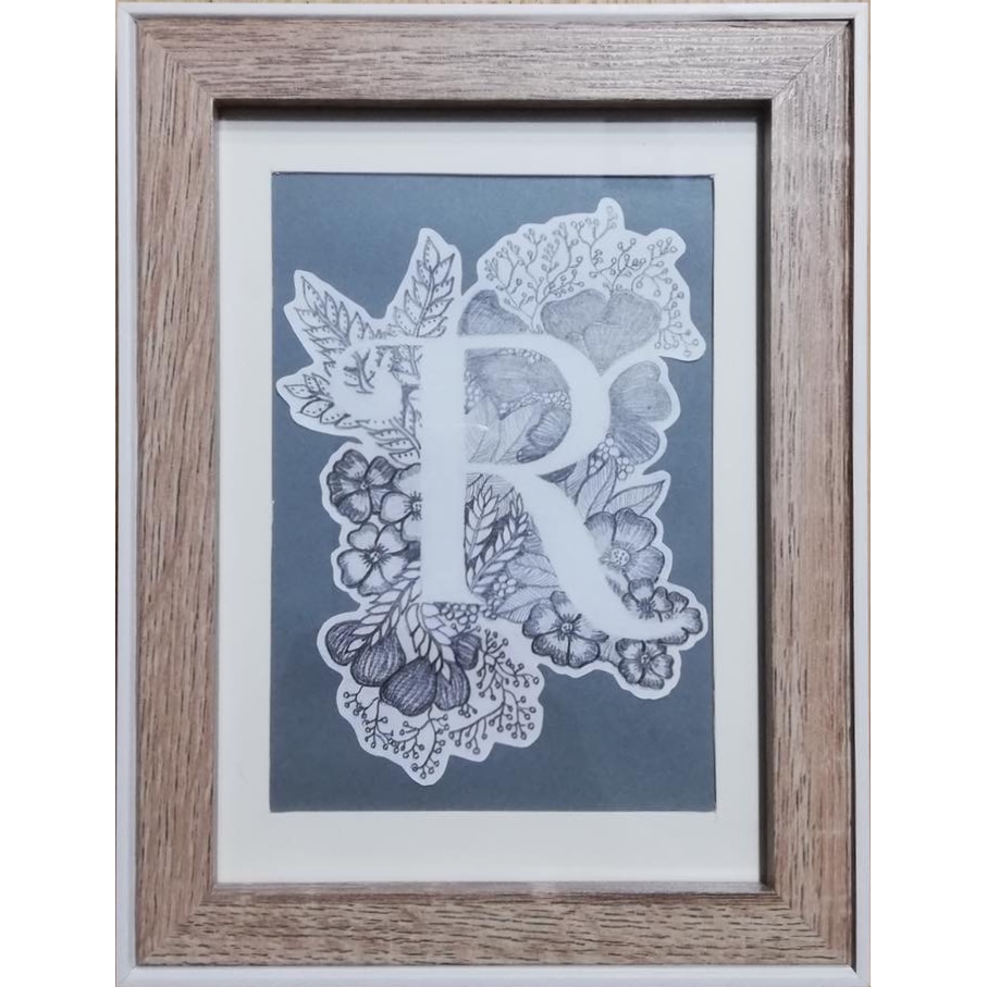 Cadre monogramme fleuri R